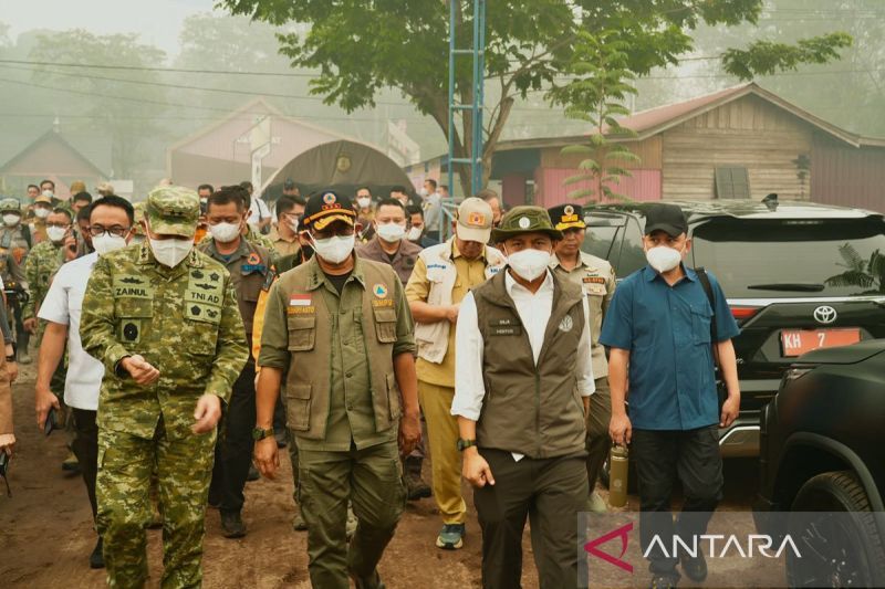 Menhut dan Kepala BNPB Tancap Gas di Kalteng, Kawal Penanganan Karhutla