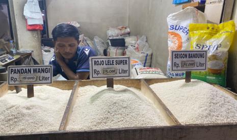 Dilema Pedagang: Fluktuasi Harga Beras Picu Ketidakpastian Pasar
