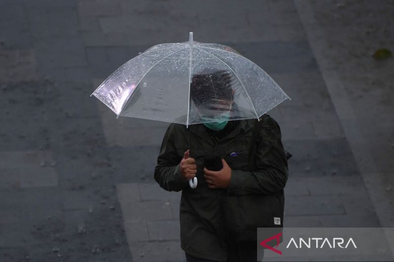 BMKG: Hujan Ringan Genangi Seluruh Jakarta Hari Ini