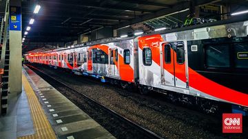 KAI Resmikan 6 KRL iE305/CLI-225 Baru Setelah Perawatan Lengkap