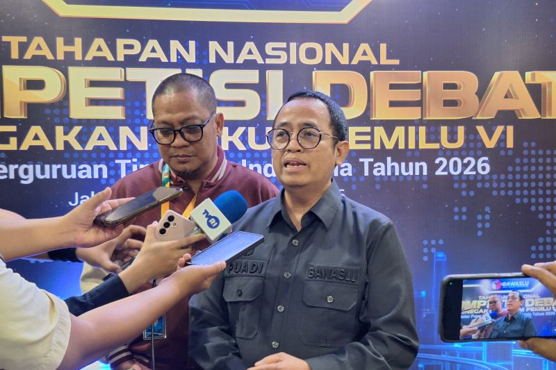 Bawaslu Buka Ruang Uji Nyali Mahasiswa di Kompetisi Debat Hukum Pemilu