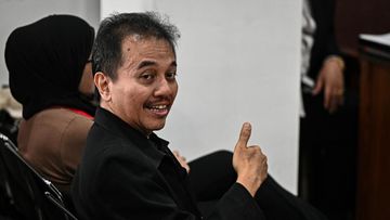 Roy Suryo Sindir Jokowi: Dia Jatuhkan Diri Sendiri