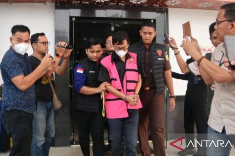 Dana BOP Raib: Analisis Kejati Sumsel Tahan Kepala PKBM, Celah Sistemik?