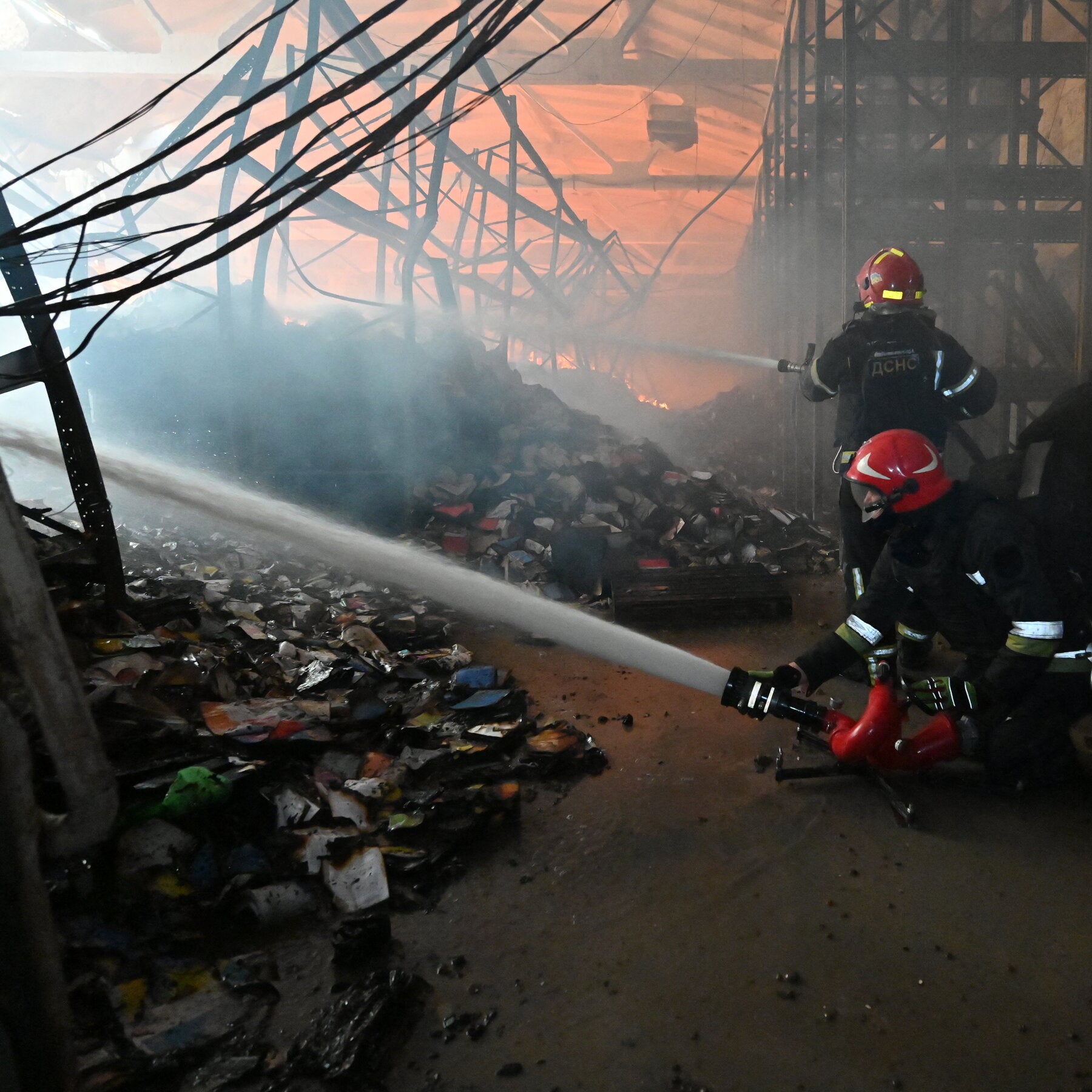 Serangan Rusia Hancurkan Jutaan Buku: Inti Budaya Ukraina Terbakar