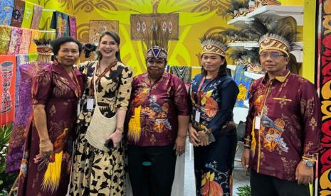 Dekranasda Jayapura Tampil di JICC 2026, Pamerkan Keunikan Kerajinan Papua