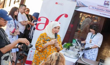 Barongko Curi Perhatian di Kolaborasi Gastronomi Prancis-Indonesia Makassar