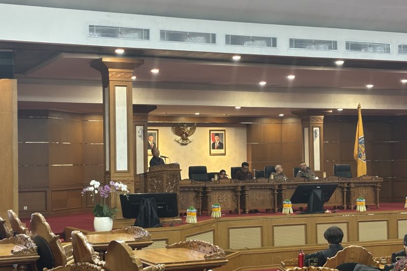 Koster Umumkan Rencana Kereta dan Perubahan Trase Tol di Bali