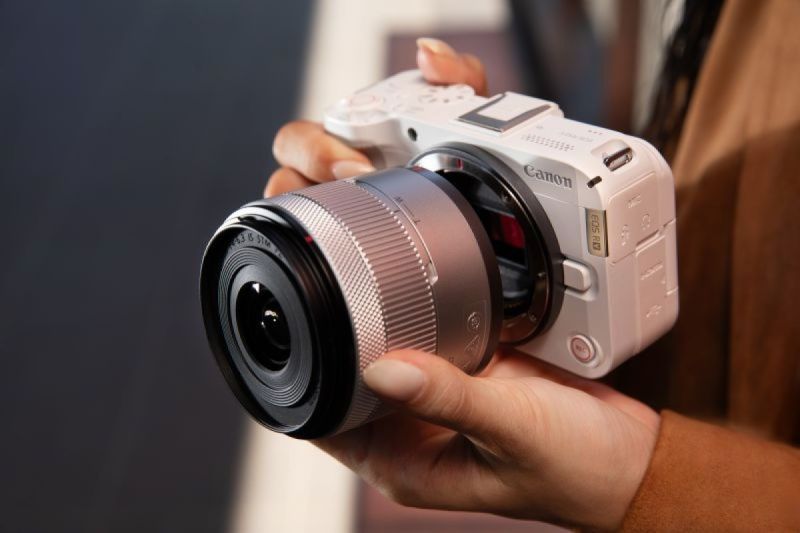 Analisis: 8 Kamera Mirrorless untuk Pemula, Mana yang Layak?