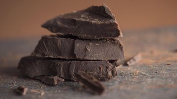 Sarapan Cokelat: Rahasia Kesehatan Pascamenopause yang Tak Terduga