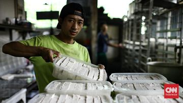 Rupiah Tembus Rp18 Ribu per US$, Ini Dampak Langsung ke Dompet