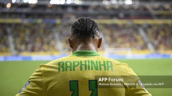 Raphinha Tumbang Lagi, Barcelona Khawatir Kutukan Timnas Brasil