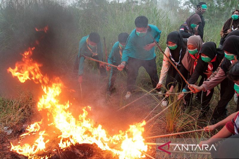 Karhutla 2026: Mengapa Asap Bukan Sekadar Gangguan Napas?